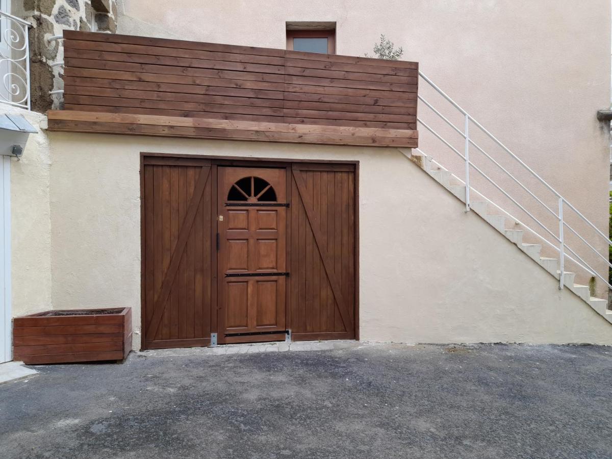 Apartament Tour Medievale De L'An Mille Loudes Zewnętrze zdjęcie